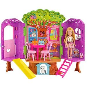 Chelsea Barbie Pop en Boomhut, speelset met puppy, poppenhuis met meubels en glijbaan, meer dan 10 accessoires HPL70