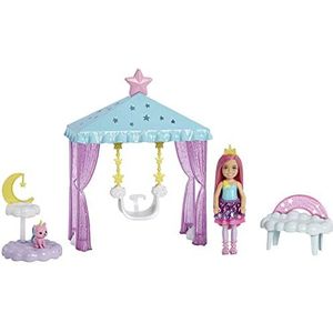 Chelsea Pop met Verzorgingsspeelset | Barbie fantasieset met kitten | Speelgoed en cadeaus voor kinderen | Accessoires met thema's eenhoorn, wolken en sterren, HLC27