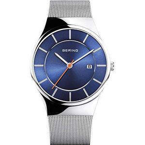 BERING Herren Analoog Quarz Classic Collection Polshorloge met Roestvrij staal Armband en Saffier glas 12939-007