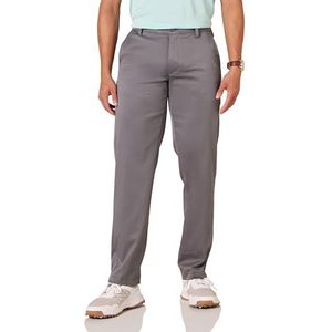 Amazon Essentials Heren Straight-Fit Stretch Golfbroek, Grijs, 42W x 30L