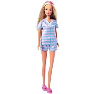 Simba 105733627 - Steffi Love, Steffi draagt een fashionable pyjama met gezichtsmaskers en pantoffels, 29cm, modepop, vanaf 3 jaar