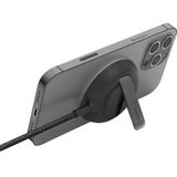 Belkin draagbaar draadloos laadstation met MagSafe (Snel opladen met tot 15 W, standaard voor vlekkeloze compatibiliteit met iPhone 12, 12 Pro, 12 Pro Max en mini, exclusief voedingsadapter) – Zwart