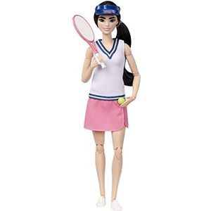 ​Barbie Pop en Accessoires, Made to Move Beroepenpop, Tennisspeelster met racket en bal HKT73
