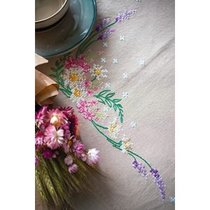 Vervaco Gestempeld Tafelkleed Cross Stitch Kit 32 x 32 cm, bloemenmotief