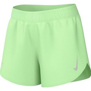 Nike Dames Upper Thigh Length Short W Nk Fast Df Tempo Short, Vapor Green/Reflective Silv, DD5935-376, XS