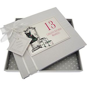 WHITE COTTON CARDS Gastenboek voor de 13e verjaardag, kleine zwarte jurk, wit