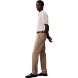 Slim fit chino met steekzakken