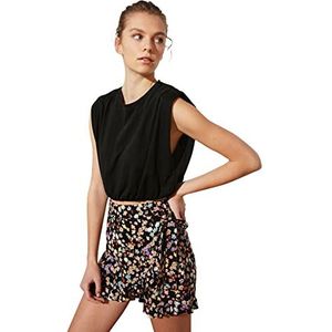 Trendyol Women's Frill Rock. Casual Shorts, Zwart, 42