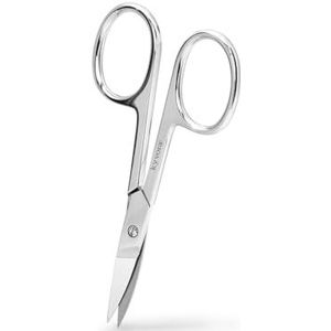 Professionele gebogen nagelschaar van Kyvora voor een mooie ronde nagelvorm.