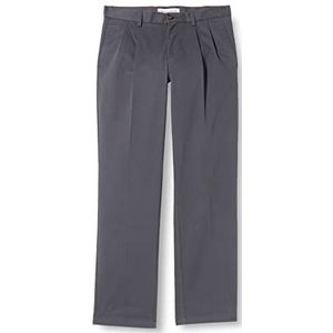 Amazon Essentials Klassieke pasvorm kreukbestendige geplooide chinobroek voor heren (verkrijgbaar in groot en lang), grijs, 46 W x 28 l