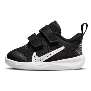 Nike Jongens Unisex Kids Omni Multi-Court Sneakers, zwart/wit, 21 EU, zwart wit, 21 EU