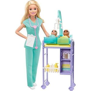 Barbie Babydokter Speelset met Blonde Pop, 2 Babypoppen, een Onderzoekstafel en Accessoires, een Stethoscoop, een Klembord en een Mobiele, voor kinderen van 3 jaar en ouder, GKH23