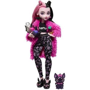 Monster High pop en accessoires voor slaapfeestje, Draculaura pop en dierenvriendje Count Fabulous de vleermuis, Griezelfeestj, HKY66