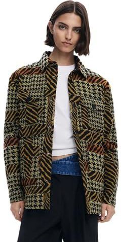 Jas ontworpen door Mr. Christian Lacroix