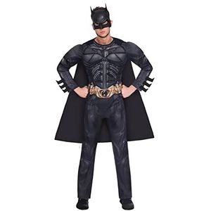 Amscan - Batman kostuum voor volwassenen, uit The Dark Knight Rises, overall met gevoerde borst, 3D-manchetdetail, afneembare cape, masker, themafeest, zwart