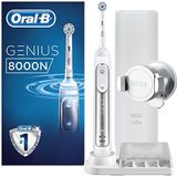 Oral-B Genius 8000 Oplaadbare Elektrische Tandenborstel Powered By Braun, 1 Zilver Verbonden Handvat, 5 Poetsstanden, 1 Opzetborstel, 1 Premium Reisetui