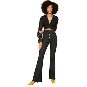 Trendyol Vrouwen zwarte voorkant knop hoge taille flare jeans, Zwart, 64