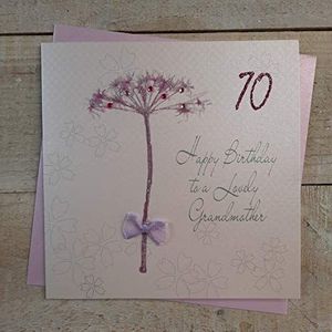 Witte katoenen kaarten BD 46-177.80 Dandelion cm,""Happy Birthday to a Lovely 177.80 cm grootmoeder voor 70e verjaardag, handgemaakt, wit