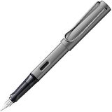 LAMY AL-star lichtgewicht vulpen 026 aluminium in grafiet met ergonomische handgreep en gepolijste stalen veer voor linkshandigen, incl. inktpatroon LAMY T 10 blauw