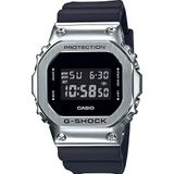 Casio Watch GM-5600-1ER, zwart, One Size, Riemen.