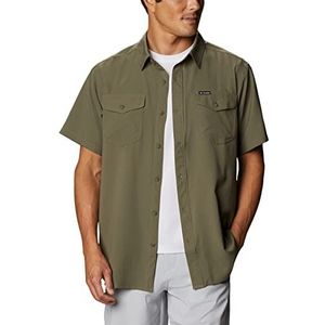 Columbia Men's Utilizer II Solid Short Sleeve Shirt, Moisture Wicking, Sun Protection, Stone Green, Large