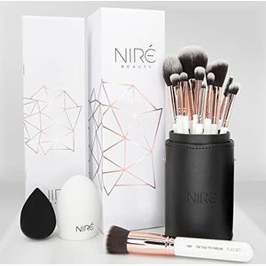 Niré - Beauty Artistry - Make-up Kwasten Set - Veganistisch - Inclusief Kwastenhouder en Spons