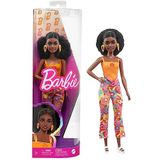 Barbie Pop, kinderspeelgoed, krullend zwart haar en tenger lichaamstype, Barbie Fashionistas , outfit en accessoires in millenniumstijl HPF74
