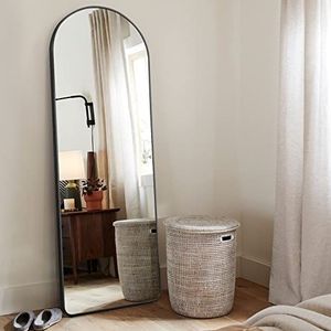 KIAYACI Gebogen volledige lengte spiegel vloerspiegel met standaard slaapkamer dressing spiegel full body wandspiegel (zwart, 150 x 50 cm)