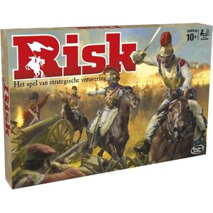 Hasbro Gaming B7404104 Risk Bordspel - Strategie voor 2-5 spelers vanaf 10 jaar