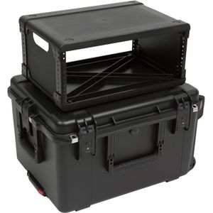 SKB 3i-2217M124U Fly Rack flight case 4U (trolley)