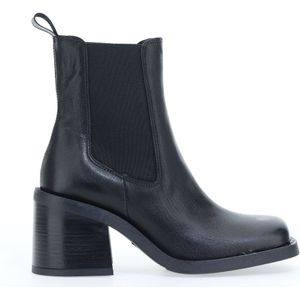 Bottines in leer met elastiek, vierkante top MJUS. Leer materiaal. Maten 40. Zwart kleur