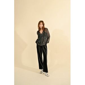 Soepele broek in fluweel MOLLY BRACKEN. Polyester materiaal. Maten S. Grijs kleur