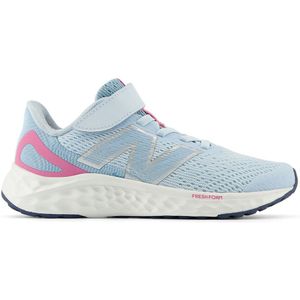 Sneakers Arishi NEW BALANCE. Polyester materiaal. Maten 34 1/2. Blauw kleur