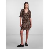 Wikkeljurk, luipaard motief PIECES. Viscose materiaal. Maten XS. Andere kleur