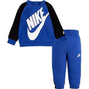 2-delig ensemble sweater met ronde hals + jogging NIKE. Katoen materiaal. Maten 6/7 jaar - 114/120 cm. Blauw kleur