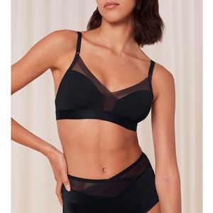 Bustier Shape Smart TRIUMPH. Polyamide materiaal. Maten 5(XXL). Zwart kleur