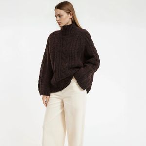 Trui met hoge hals in grof kabeltricot LA REDOUTE COLLECTIONS. Polyester materiaal. Maten S. Kastanje kleur