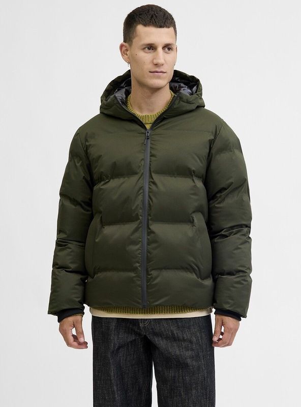 Donsjas met kap JACK & JONES. Polyester materiaal. Maten L. Groen kleur