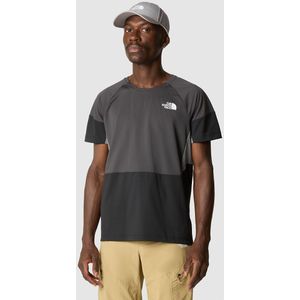 T-shirt Bolt Tech THE NORTH FACE. Polyester materiaal. Maten XXL. Zwart kleur