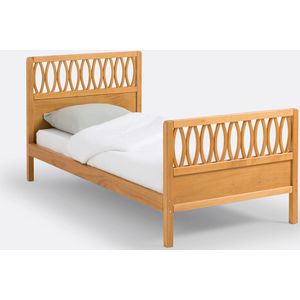 Malu - Bed - Kastanje - Hout - Inclusief Lattenbodem