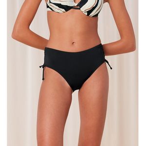 Bikinislip Summer Allure TRIUMPH.  materiaal. Maten 44 FR - 42 EU. Zwart kleur