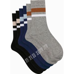Set van 3 paar sokken in sportstijl DIM. Katoen materiaal. Maten 43/46. Zwart kleur