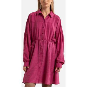 Korte jurk in satijn met jacquard motief, hemdskraag SEE U SOON. Viscose materiaal. Maten 2(M). Roze kleur