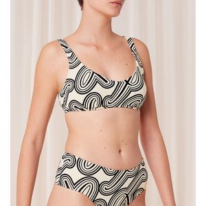 Bikini bustier Flex Smart Summer TRIUMPH.  materiaal. Maten 4(XL). Beige kleur