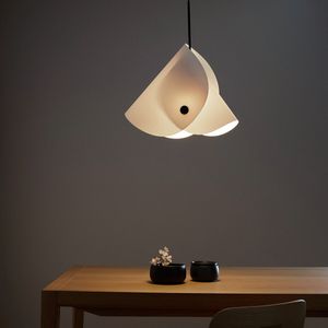 Hanglamp 50 cm, Orukami design E.Gallina AM.PM. Papier materiaal. Maten één maat. Wit kleur