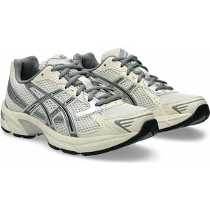 Sneakers Gel-1130 ASICS. Polyester materiaal. Maten 38. Beige kleur