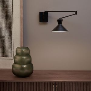 Wandlamp met verstelbare arm, Voltige AM.PM. Metaal materiaal. Maten één maat. Zwart kleur