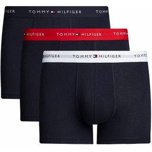 Set van 3 effen boxershorts TOMMY HILFIGER. Katoen materiaal. Maten S. Rood kleur