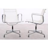 Vitra Eames Aluminium Chair EA108