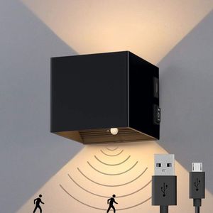 Wandlamp - Draadloos - Zwart - Oplaadbaar - Met Bewegingssensor